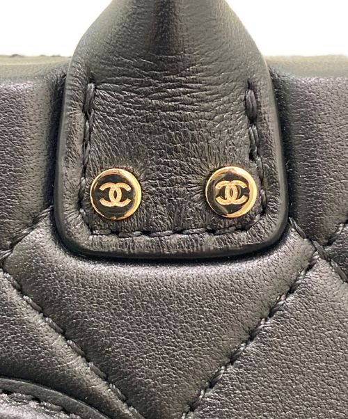 CHANEL（シャネル）CHANEL (シャネル) バニティショルダーバッグ ブラックの古着・服飾アイテム