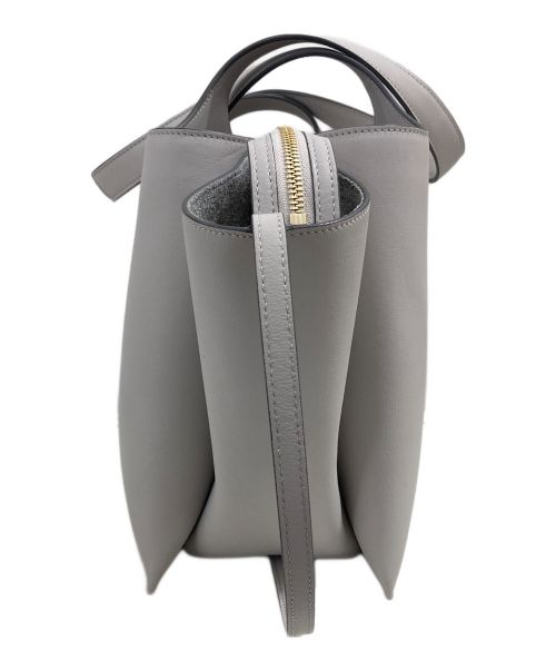 CELINE（セリーヌ）CELINE (セリーヌ) トリフォルド ミディアム ベージュの古着・服飾アイテム