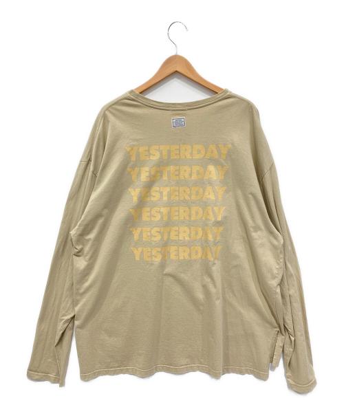 YSTRDY'S TMRRW（イエスタデイズトゥモロウ）YSTRDY'S TMRRW (イエスタデイズトゥモロウ) BAGGY TEE カーキ サイズ:Mの古着・服飾アイテム
