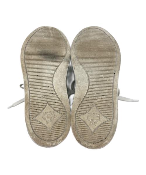 MCM（エムシーエム）MCM (エムシーエム) OVERSIZED LOGO LOW ホワイト サイズ:42の古着・服飾アイテム