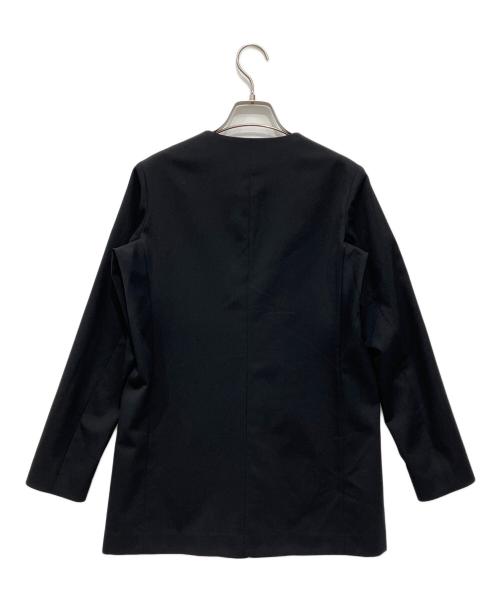 icB（アイシービー）icB (アイシービー) ウールストレッチツイル ノーカラージャケット ブラックの古着・服飾アイテム