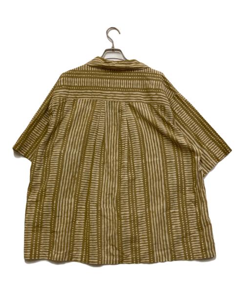 TODAYFUL（トゥデイフル）TODAYFUL (トゥデイフル) パターンボーイフレンドシャツ ベージュ サイズ:FREEの古着・服飾アイテム