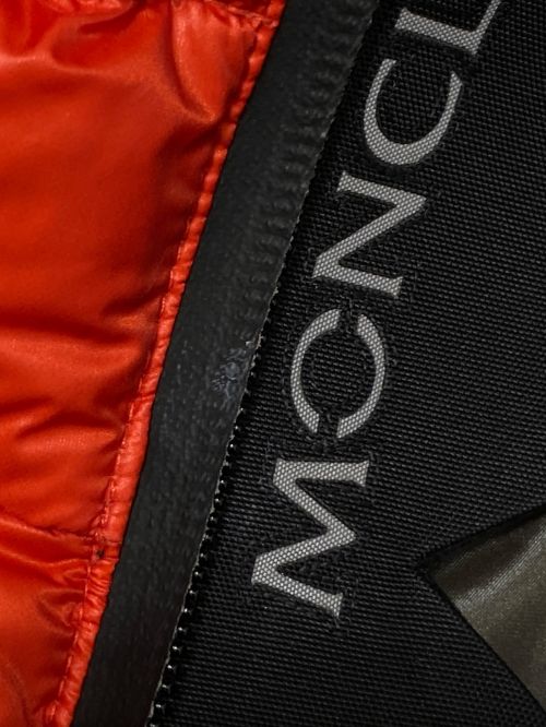 MONCLER GRENOBLE（モンクレール グルノーブル）MONCLER GRENOBLE (モンクレール グルノーブル) Kostemberg/ダウンベスト オレンジ サイズ:3の古着・服飾アイテム