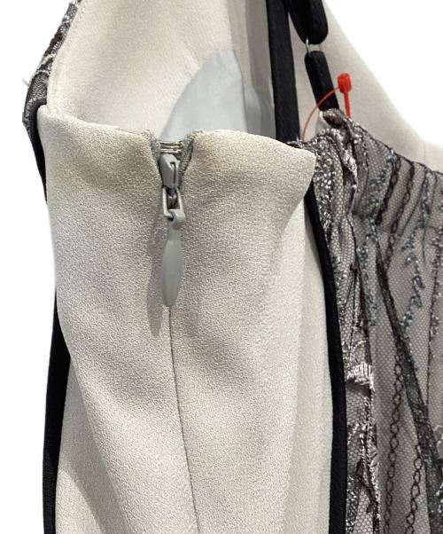 MURRAL（ミューラル）MURRAL (ミューラル) Petal lace overalls グレー サイズ:SIZE2の古着・服飾アイテム