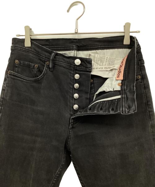 Acne studios（アクネ ストゥディオズ）Acne studios (アクネ ストゥディオズ) スリムフィットジーンズ ブラック サイズ:28の古着・服飾アイテム