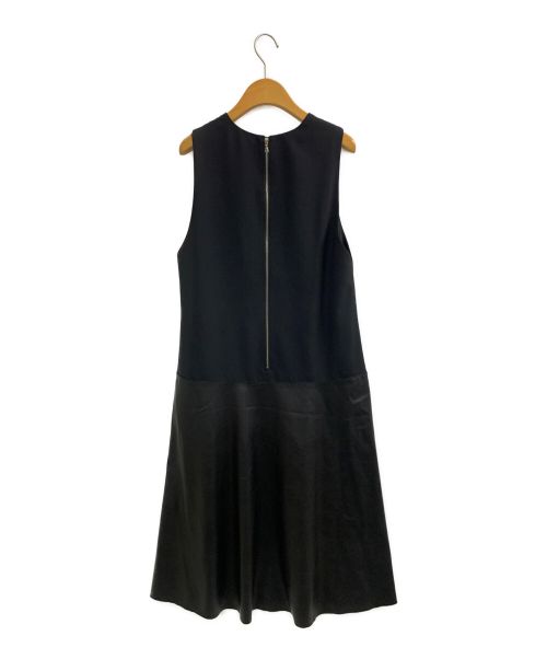 ADORE（アドーア）ADORE (アドーア) フェイクレザードッキングツイルジャンパースカート ブラック サイズ:36の古着・服飾アイテム