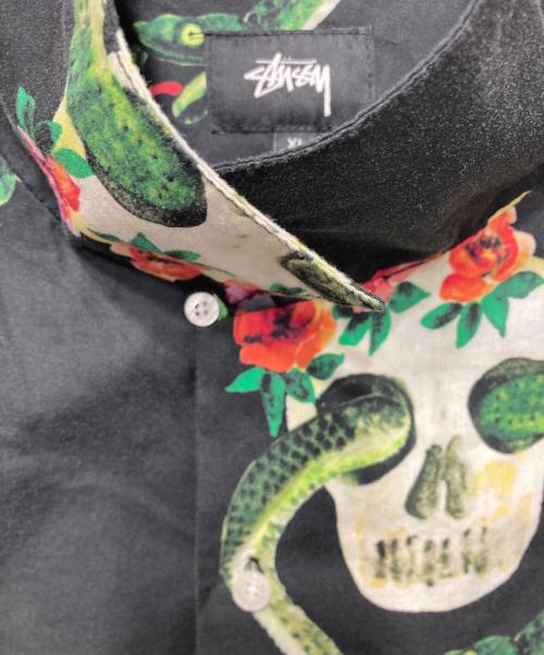 stussy（ステューシー）stussy (ステューシー) SKULL PATTERN SHIRT ブラック サイズ:XLの古着・服飾アイテム