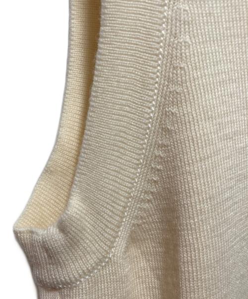 FOXEY（フォクシー）FOXEY (フォクシー) ノースリーブニット ホワイト サイズ:38の古着・服飾アイテム