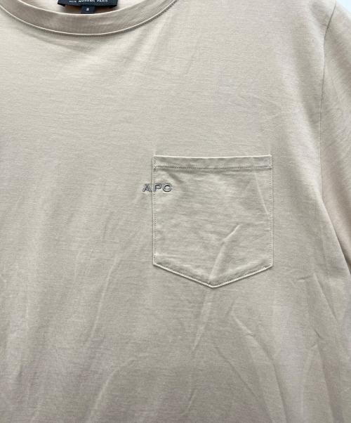 A.P.C.（アーペーセー）A.P.C. (アーペーセー) ポケットロゴTシャツ ベージュ サイズ:Sの古着・服飾アイテム