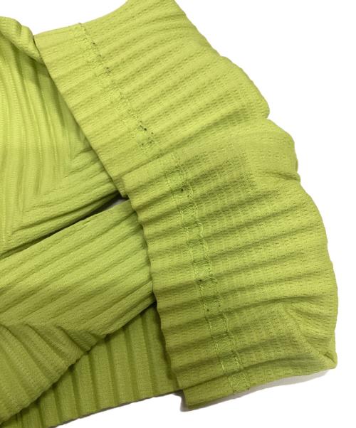 HOMME PLISSE ISSEY MIYAKE（オム プリッセ イッセイ ミヤケ）HOMME PLISSE ISSEY MIYAKE (オムプリッセ イッセイ ミヤケ) プリーツブラウスPO 黄緑 サイズ:3の古着・服飾アイテム