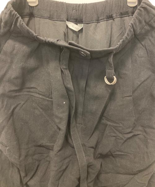 CLANE（クラネ）CLANE (クラネ) BELTED LOOSE STRAIGHT PANTS ブラック サイズ:1の古着・服飾アイテム