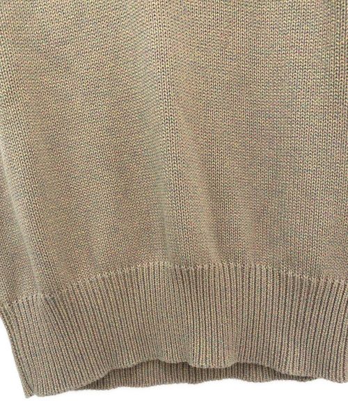 MM6 Maison Margiela（エムエムシックスメゾンマルジェラ）MM6 Maison Margiela (エムエムシックス メゾンマルジェラ) M刺繍Vネックニットベスト グリーン サイズ:Sの古着・服飾アイテム