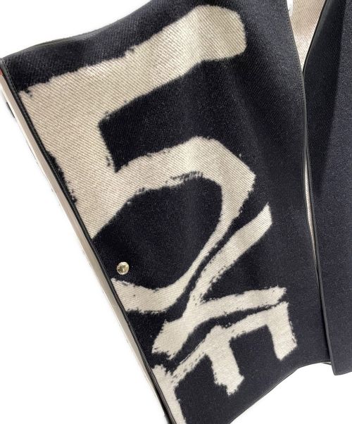 BURBERRY（バーバリー）BURBERRY (バーバリー) LOVE BLANKET ブラック サイズ:‐ 未使用品の古着・服飾アイテム