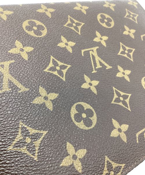 LOUIS VUITTON（ルイ ヴィトン）LOUIS VUITTON (ルイ ヴィトン) クラッチバッグ ブラウン サイズ:表記なしの古着・服飾アイテム