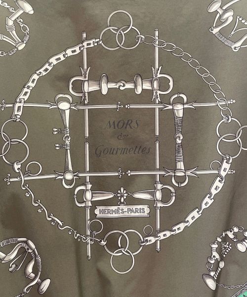 HERMES（エルメス）HERMES (エルメス) Mors et Gourmettes（馬銜と鎖） リバーシブルナイロンブルゾン グレー×グリーン サイズ:50の古着・服飾アイテム