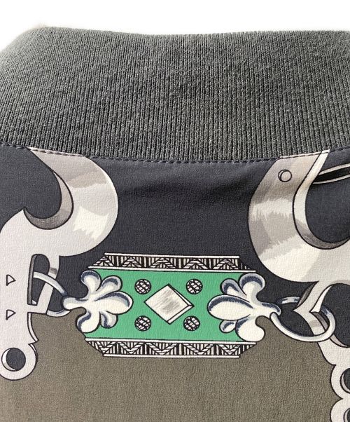 HERMES（エルメス）HERMES (エルメス) Mors et Gourmettes（馬銜と鎖） リバーシブルナイロンブルゾン グレー×グリーン サイズ:50の古着・服飾アイテム