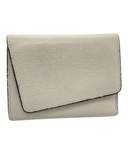 Valextra（ヴァレクストラ）Valextra (ヴァレクストラ) 3つ折り財布 アイボリーの古着・服飾アイテム