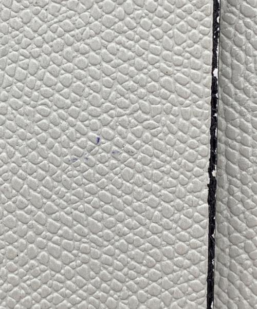 Valextra（ヴァレクストラ）Valextra (ヴァレクストラ) 3つ折り財布 アイボリーの古着・服飾アイテム