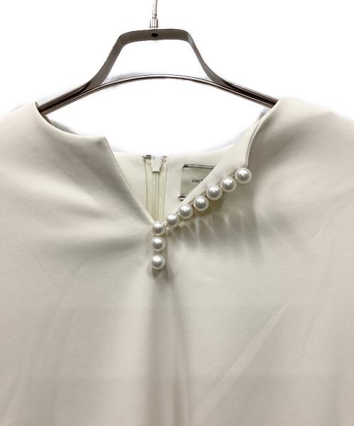 UNITED ARROWS（ユナイテッドアローズ）UNITED ARROWS (ユナイテッドアローズ) SPONGY パールモチーフ ブラウス ホワイト サイズ:38の古着・服飾アイテム