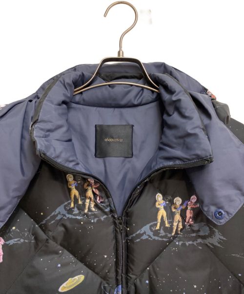 UNDERCOVER（アンダーカバー）UNDERCOVER (アンダーカバー) 16AW 宇宙柄ダウンジャケット ブラック サイズ:4の古着・服飾アイテム