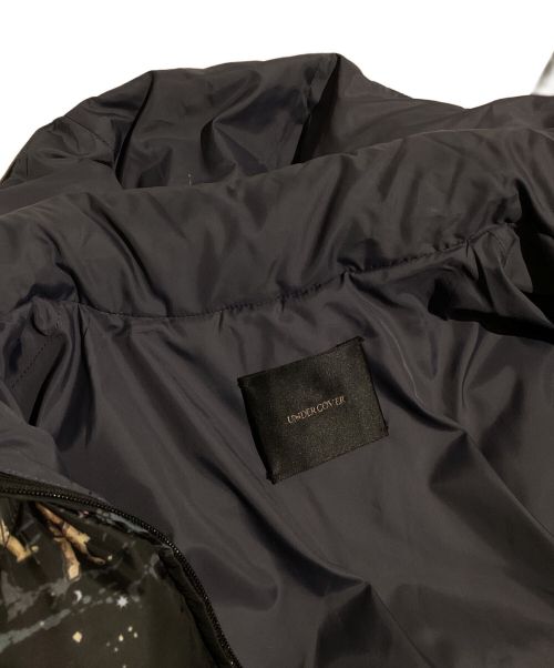 UNDERCOVER（アンダーカバー）UNDERCOVER (アンダーカバー) 16AW 宇宙柄ダウンジャケット ブラック サイズ:4の古着・服飾アイテム