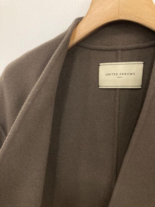 UNITED ARROWS（ユナイテッドアローズ）UNITED ARROWS (ユナイテッドアローズ) UBCS リバー スタンドVノーカラー コート モカ サイズ:36の古着・服飾アイテム