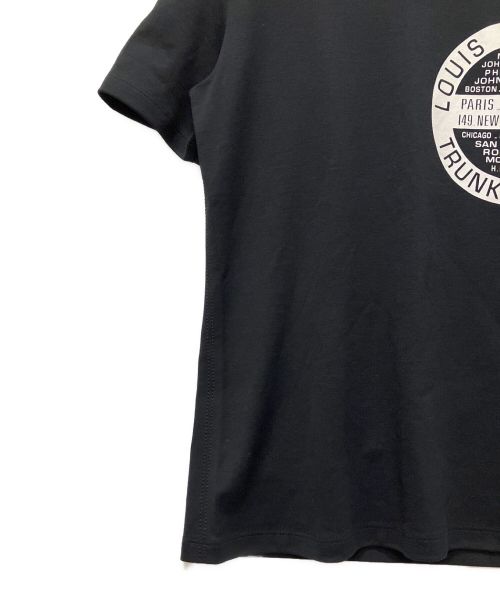 LOUIS VUITTON（ルイ ヴィトン）LOUIS VUITTON (ルイ ヴィトン) TRUNKS＆BAGS LVスタンプ Tシャツ ブラック サイズ:Sの古着・服飾アイテム