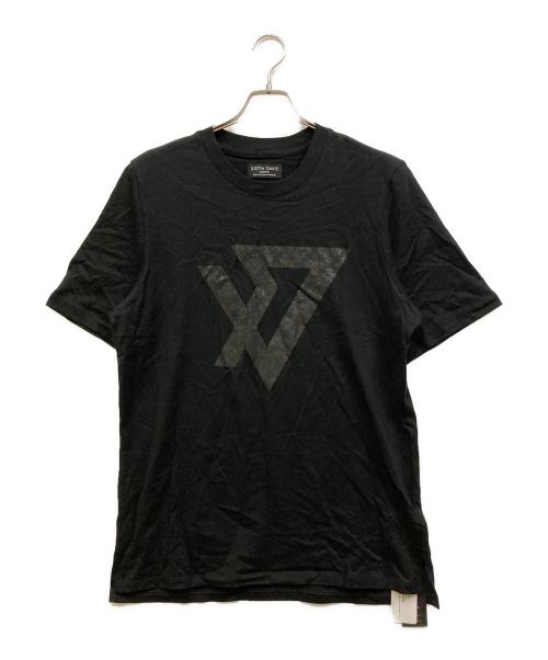 JUSTIN DAVIS（ジャスティンデイビス）JUSTIN DAVIS (ジャスティンデイビス) JOVAS Tシャツ ブラック サイズ:S 未使用品の古着・服飾アイテム