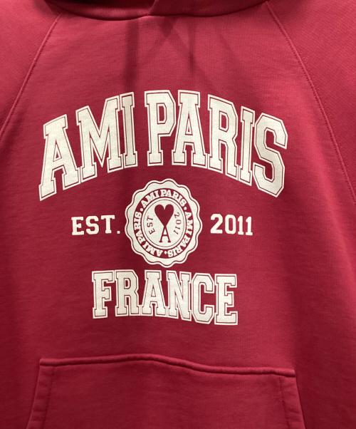 AMI Alexandre Mattiussi（アミアレクサンドルマテュッシ）AMI Alexandre Mattiussi (アミ アレクサンドル マテュッシ) カレッジタイプロゴ プルオーバーパーカー レッド サイズ:Lの古着・服飾アイテム