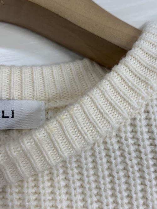 OBLI（オブリ）OBLI (オブリ) ペプラムニット アイボリー サイズ:-の古着・服飾アイテム