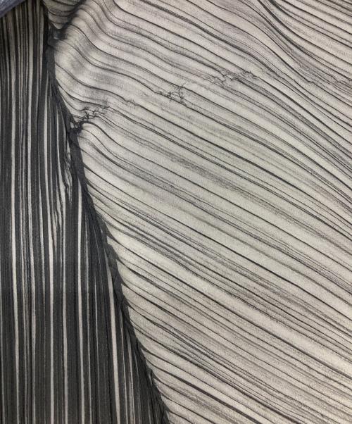 PLEATS PLEASE（プリーツプリーズ）PLEATS PLEASE (プリーツプリーズ) プリーツスカーフ ブラックの古着・服飾アイテム