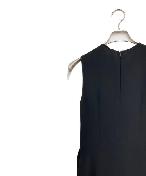 VINCE（ヴィンス）VINCE (ヴィンス) アシンメトリーノースリーブワンピース ブラックの古着・服飾アイテム