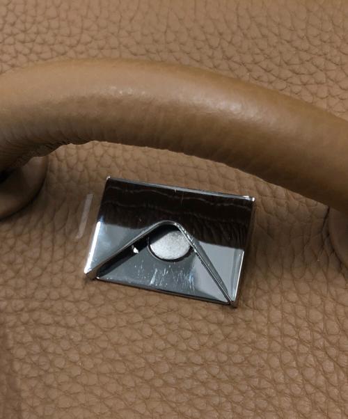 VASIC（ヴァジック）VASIC (ヴァジック) Ever Mini ワンハンドルバッグ ブラウン サイズ:-の古着・服飾アイテム