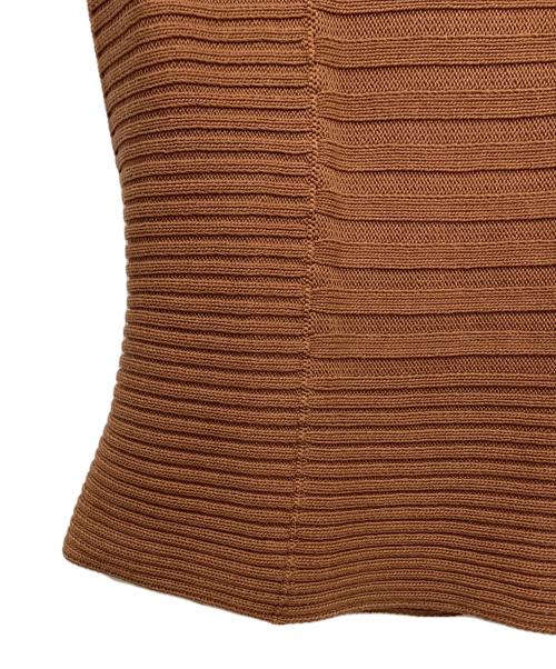 MARNI（マルニ）MARNI (マルニ) バッククロスノースリーブニット ブラウン サイズ:40の古着・服飾アイテム