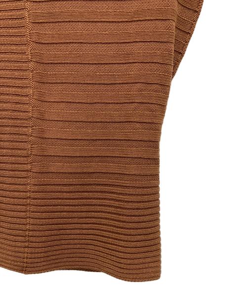 MARNI（マルニ）MARNI (マルニ) バッククロスノースリーブニット ブラウン サイズ:40の古着・服飾アイテム