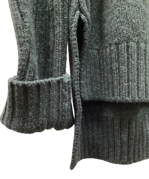 CINOH（チノ）CINOH (チノ) CI WOOL ASYMMETRIC HEM CREW NECK KNIT/ウールクルーネックニット グリーン サイズ:38の古着・服飾アイテム