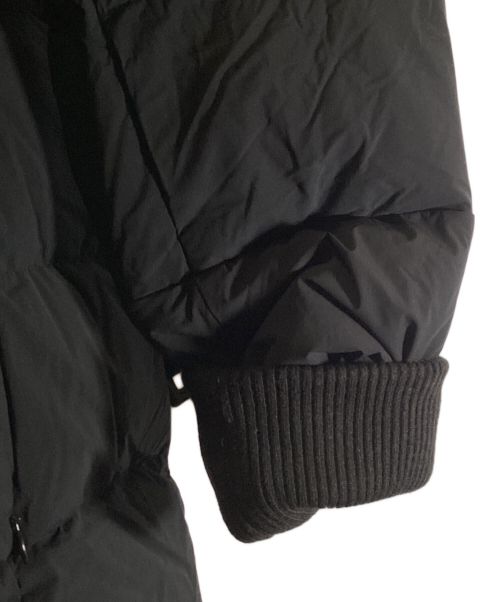 BLUE LABEL CRESTBRIDGE（ブルーレーベルクレストブリッジ）BLUE LABEL CRESTBRIDGE (ブルーレーベルクレストブリッジ) ストレッチフィットミディダウン ブラック サイズ:36の古着・服飾アイテム