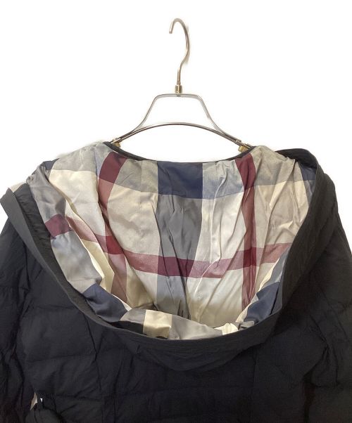 BLUE LABEL CRESTBRIDGE（ブルーレーベルクレストブリッジ）BLUE LABEL CRESTBRIDGE (ブルーレーベルクレストブリッジ) ストレッチフィットミディダウン ブラック サイズ:36の古着・服飾アイテム