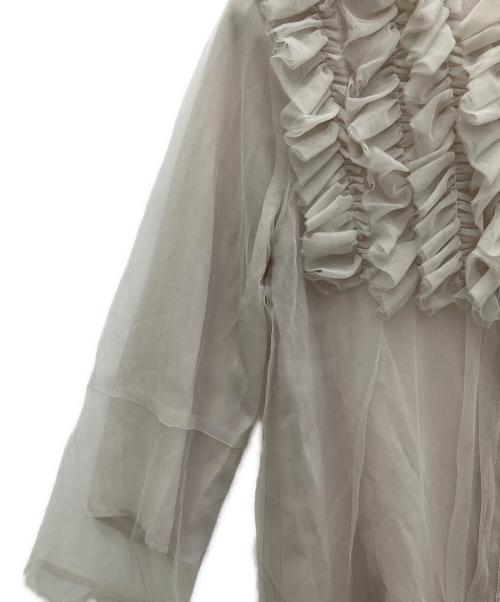 JUSGLITTY（ジャスグリッティー）JUSGLITTY (ジャスグリッティー) エアリーフリルカラーブラウス ベージュ サイズ:1の古着・服飾アイテム