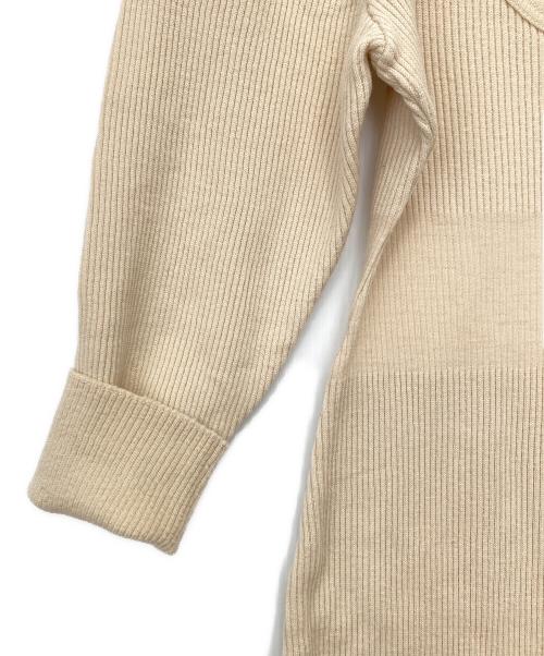 FUMIKA UCHIDA（フミカウチダ）FUMIKA UCHIDA (フミカウチダ) Shrunken Wool U Neck Under Shirt ベージュ サイズ:34の古着・服飾アイテム