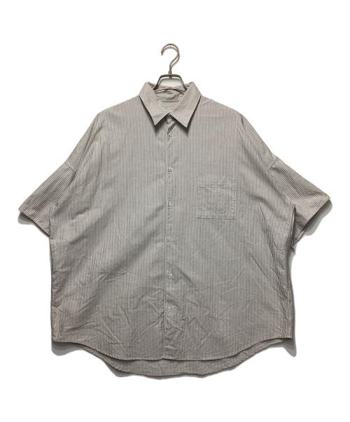 MARKA（マーカ）MARKA (マーカ) WIDE SHIRT SS ORGANIC COTTON OXFORD STRIPE ホワイト×グレー サイズ:3の古着・服飾アイテム