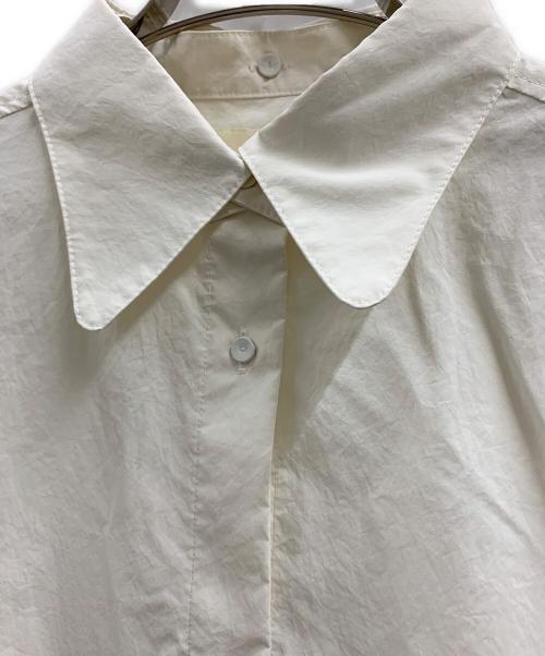 TODAYFUL（トゥデイフル）TODAYFUL (トゥデイフル) TODAYFUL　ギャザースリーブタイプライターブラウス アイボリー サイズ:FREEの古着・服飾アイテム