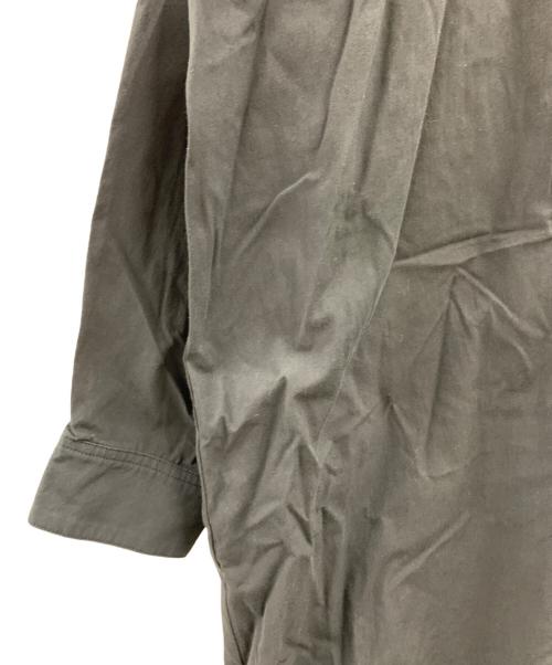 YUNI（ユニ）yuni (ユニ) yuni　スーピマブロード細ピンタックAラインワンピース ネイビー サイズ:FREEの古着・服飾アイテム