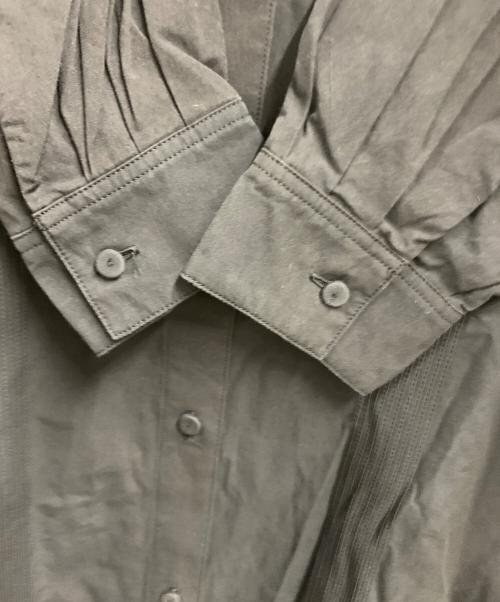 YUNI（ユニ）yuni (ユニ) yuni　スーピマブロード細ピンタックAラインワンピース ネイビー サイズ:FREEの古着・服飾アイテム