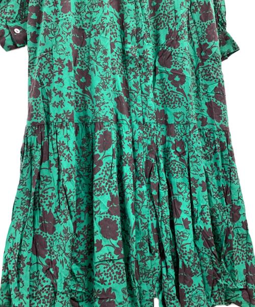 JOURNAL STANDARD relume（ジャーナルスタンダード レリューム）JOURNAL STANDARD relume (ジャーナルスタンダード レリューム) JOURNAL STANDARD relume　レトロフラワープリントボウタイギャザーワンピース グリーン サイズ:FREEの古着・服飾アイテム