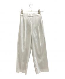 YORI（ヨリ）の古着「センタープレスサテンワイドパンツ」｜ホワイト