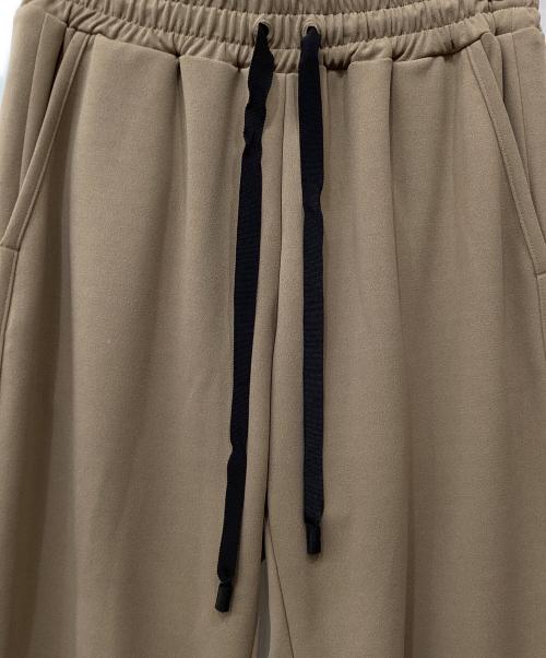 COGTHEBIGSMOKE（コグザビッグスモーク）COGTHEBIGSMOKE (コグザビッグスモーク) スリットスウェットパンツ ブラウン サイズ:-の古着・服飾アイテム