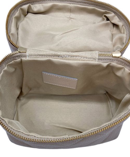 Milos（ミロス）Milos (ミロス) 2WAYキルティングバニティバッグ ベージュの古着・服飾アイテム