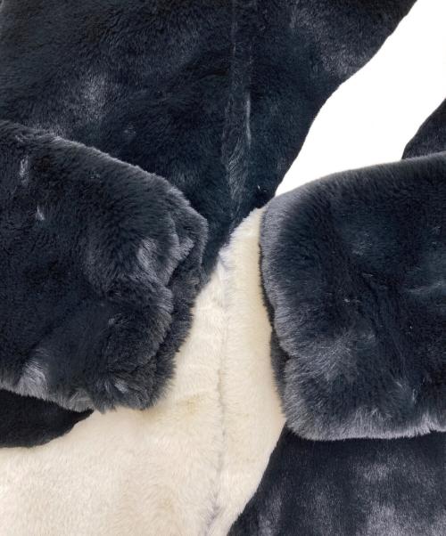 NIKE（ナイキ）NIKE (ナイキ) WMNS NSW SWOOSH FAUX FUR JACKET フェイクファージャケット　 ブラック×ホワイト サイズ:Mの古着・服飾アイテム