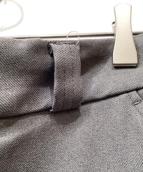 THE SHINZONE（ザ シンゾーン）THE SHINZONE (ザ シンゾーン) CENTER PRESS PANTS グレー サイズ:32の古着・服飾アイテム